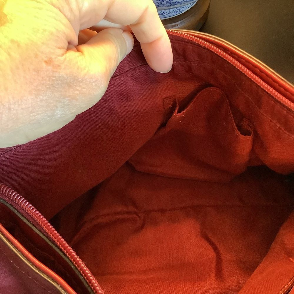Relic Candy Apple‎ Red Shoulder Bag 🍎🥰🍎 - Picture 8 of 10